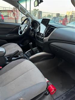ميتسوبيشي L200